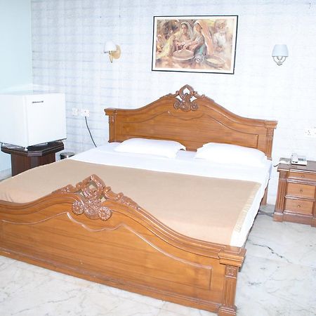 Rāmpur Modipur Hotel מראה חיצוני תמונה