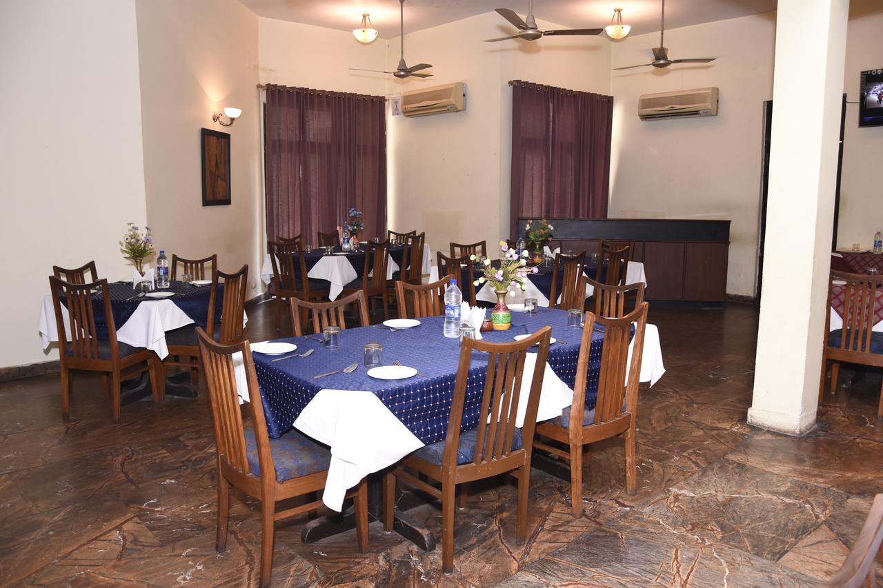 Rāmpur Modipur Hotel מראה חיצוני תמונה
